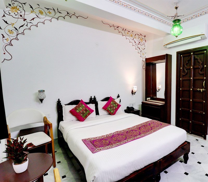 Best-Family-Hotel-in-Udaipur