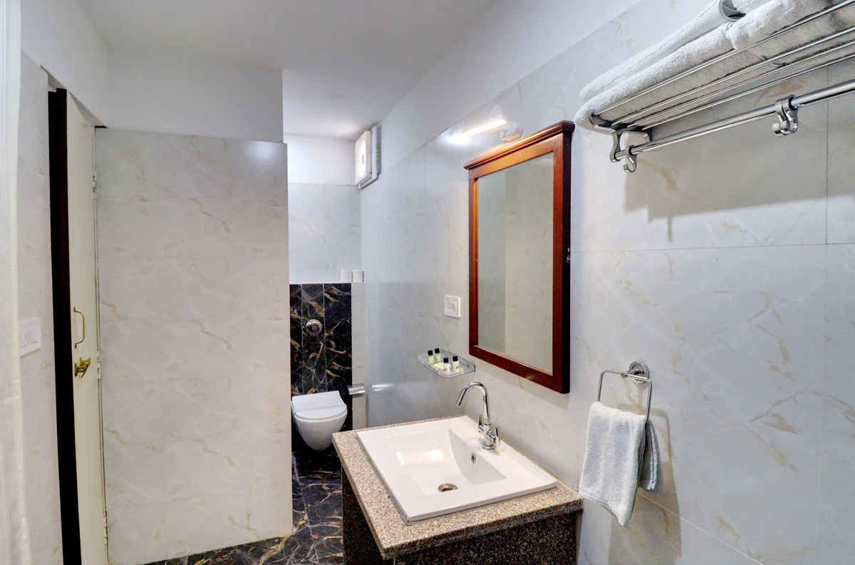 modern stay facilities in Udaipur