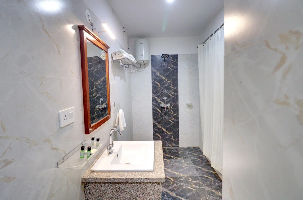 modern stay facilities in Udaipur
